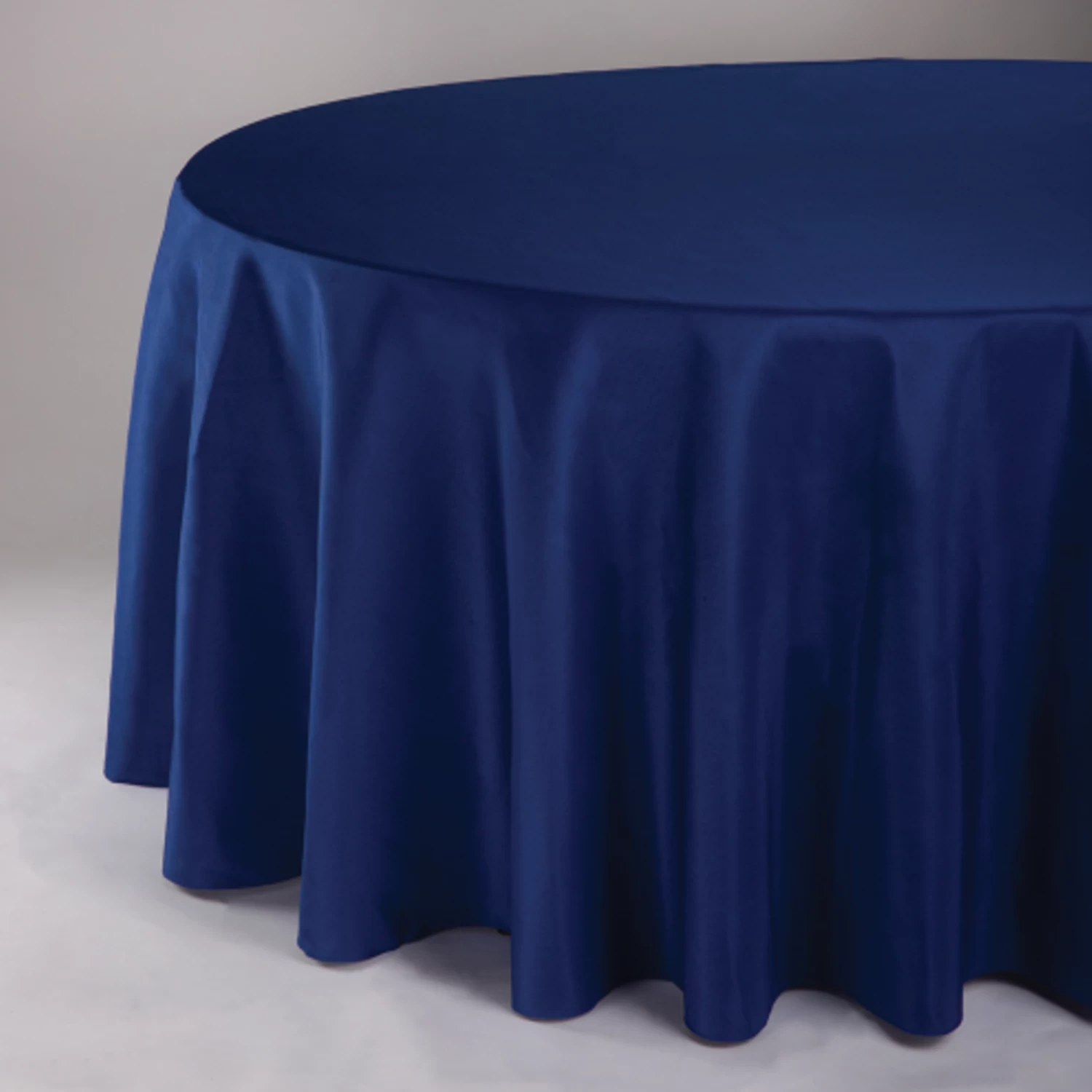 120” ROUND ROYAL BLUE POLYESTER TABLECLOTH 1 120” ROUND ROYAL BLUE POLYESTER TABLECLOTH