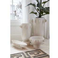 5.5”h X 22.5”long X 8.75”w WHITE CERAMIC RIVERIE BOAT -Home Decor Store 55h x 225long x 875w white ceramic riverie boat 2