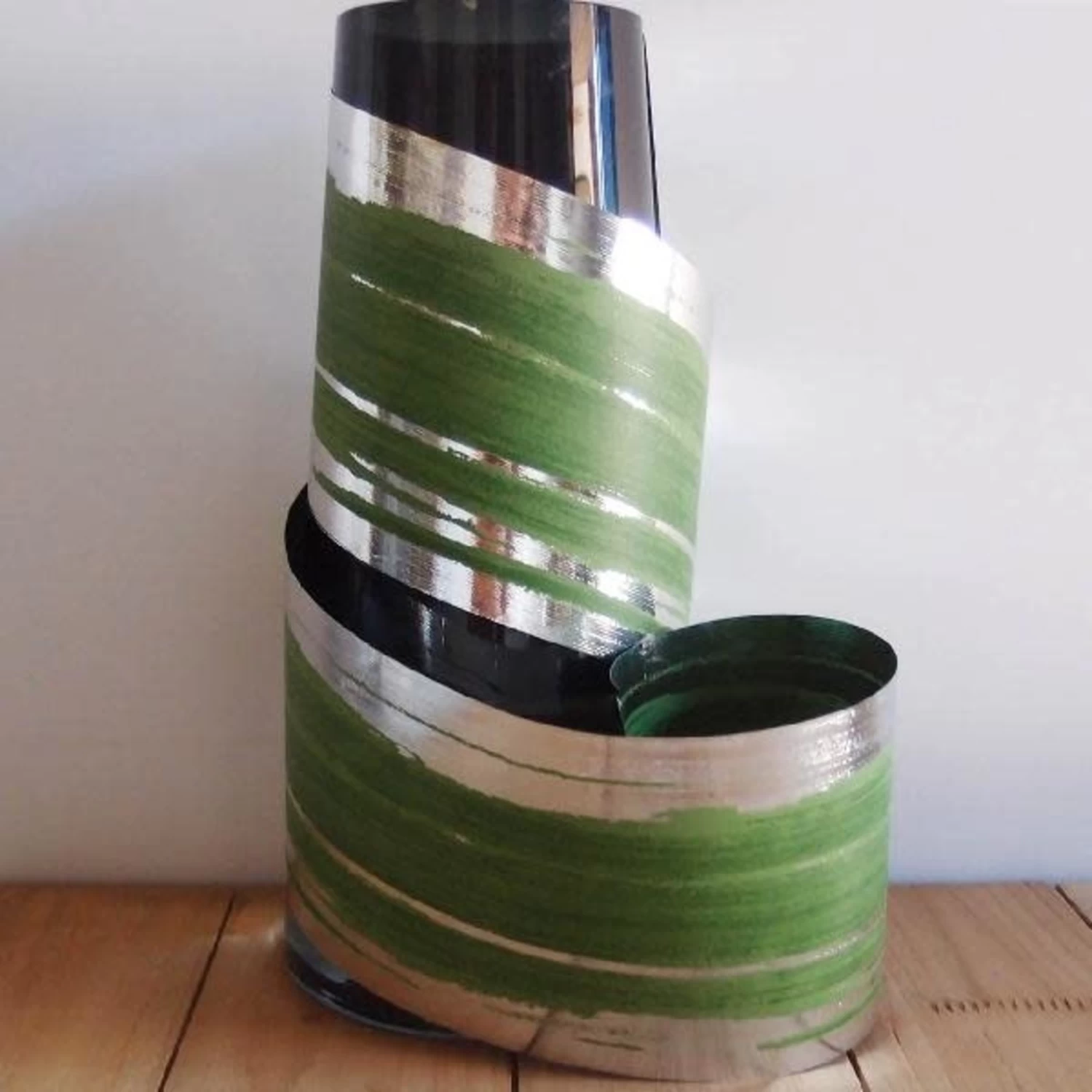 RIBBON LEAF ASPIDISTRA 4.25’’ X 50 YDS SILVER/GREEN 1 RIBBON LEAF ASPIDISTRA 4.25’’ X 50 YDS SILVER/GREEN