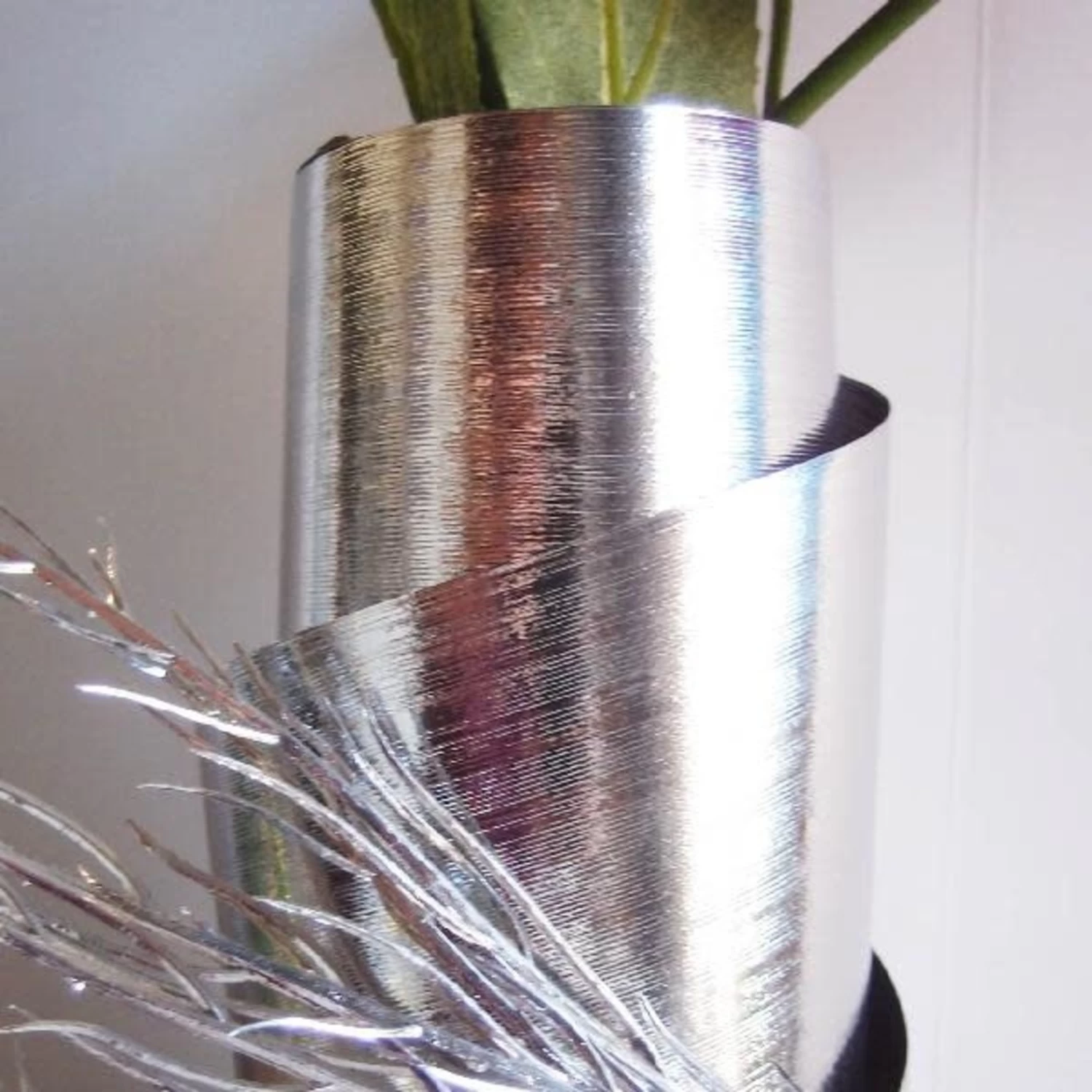 RIBBON LEAF ASPIDISTRA 4.25’’ X 50 YDS SILVER 1 RIBBON LEAF ASPIDISTRA 4.25’’ X 50 YDS SILVER